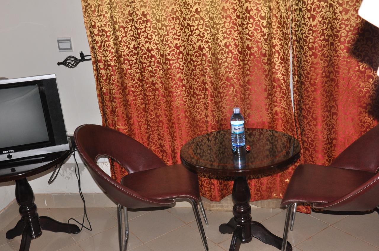 Cepha'S Inn Kabale Luaran gambar