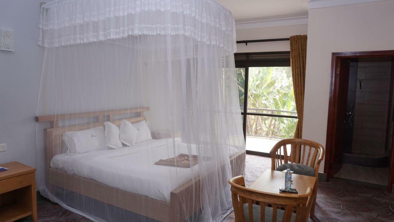 Cepha'S Inn Kabale Luaran gambar