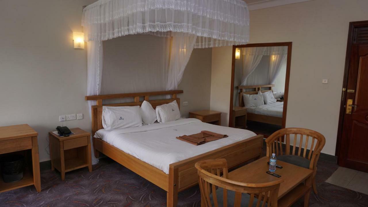 Cepha'S Inn Kabale Luaran gambar